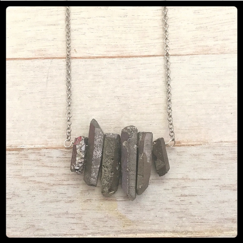 NEW HANDCRAFTED GUNMETAL SILVER QUARTZITE NECKLACE
